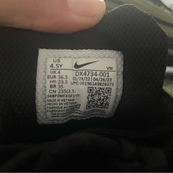 Nike sneakers (kids) - Picture 8 of 8